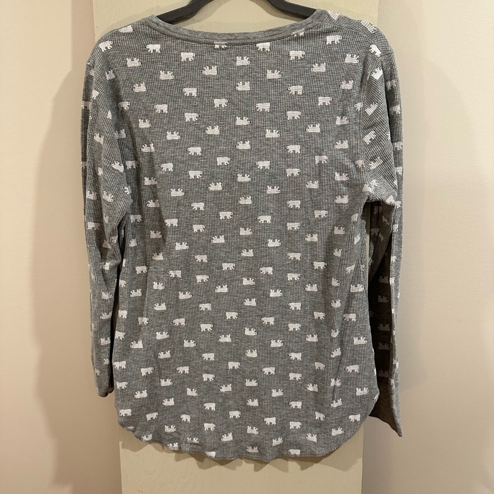 Old Navy Gray Waffle Knit Lounge/Pajama Set with Polar Bears